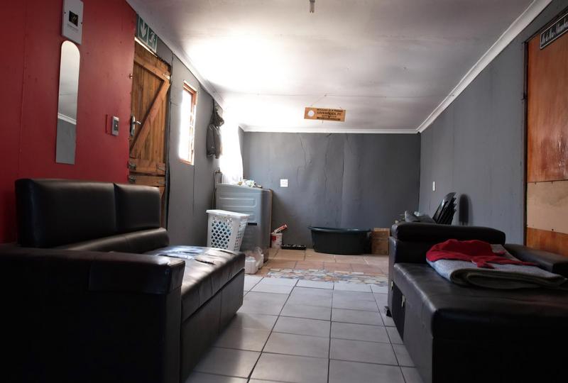 2 Bedroom Property for Sale in Portlands Western Cape